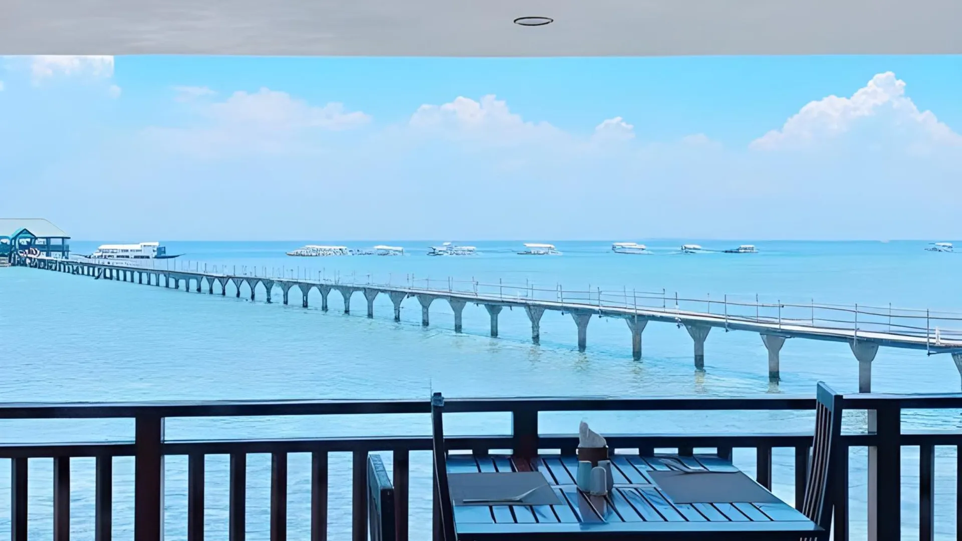 세부 날루수안 아일랜드 리조트 앤 마린 셍추어리 2성급 호텔 외관