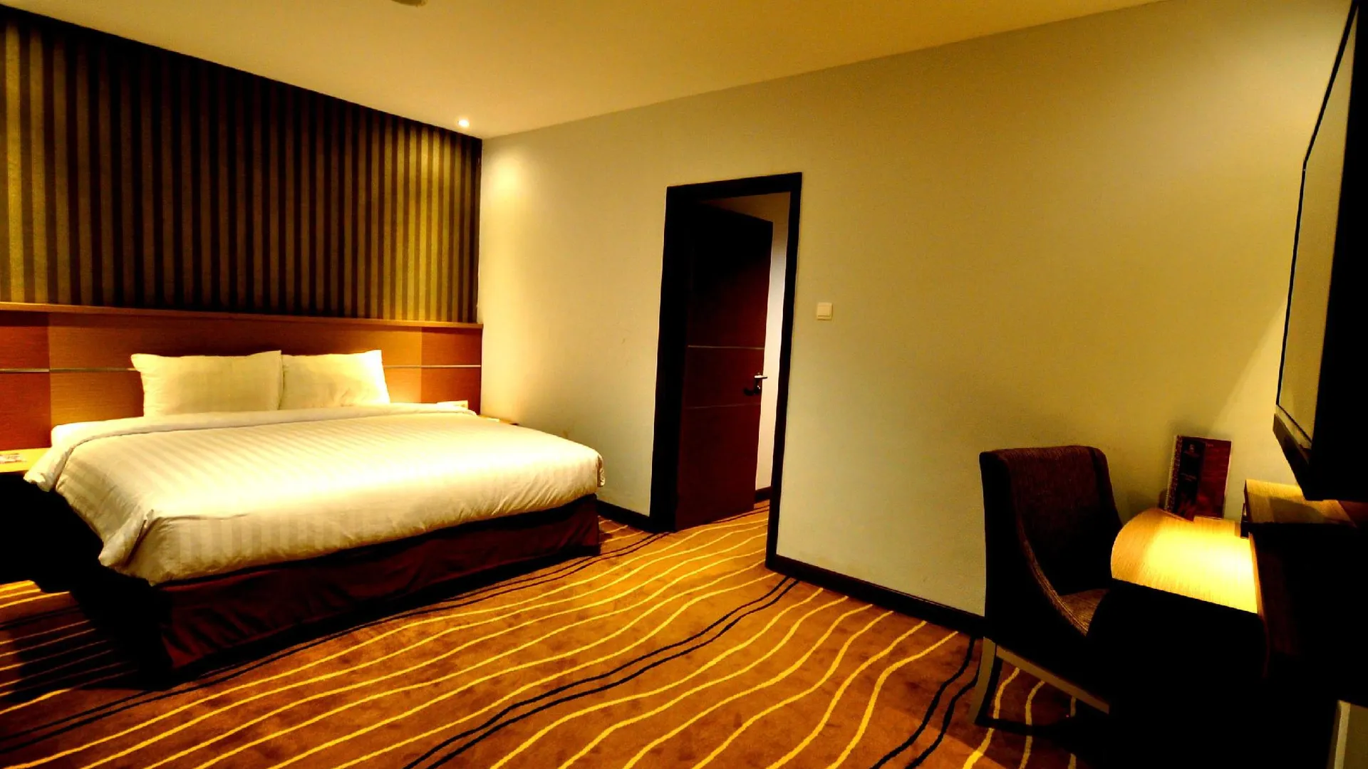 마카사르 드 말레오 호텔 마카사르 3성급 호텔 스위트룸