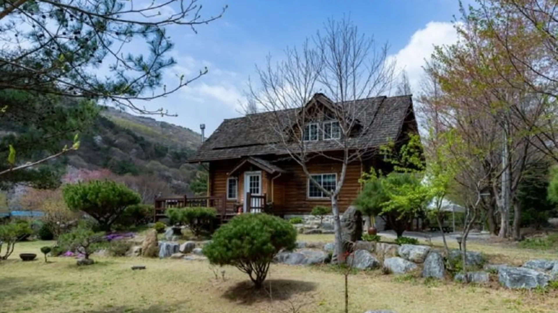 괴산 괴산 속리산통나무펜션 3성급 게스트하우스 레스토랑