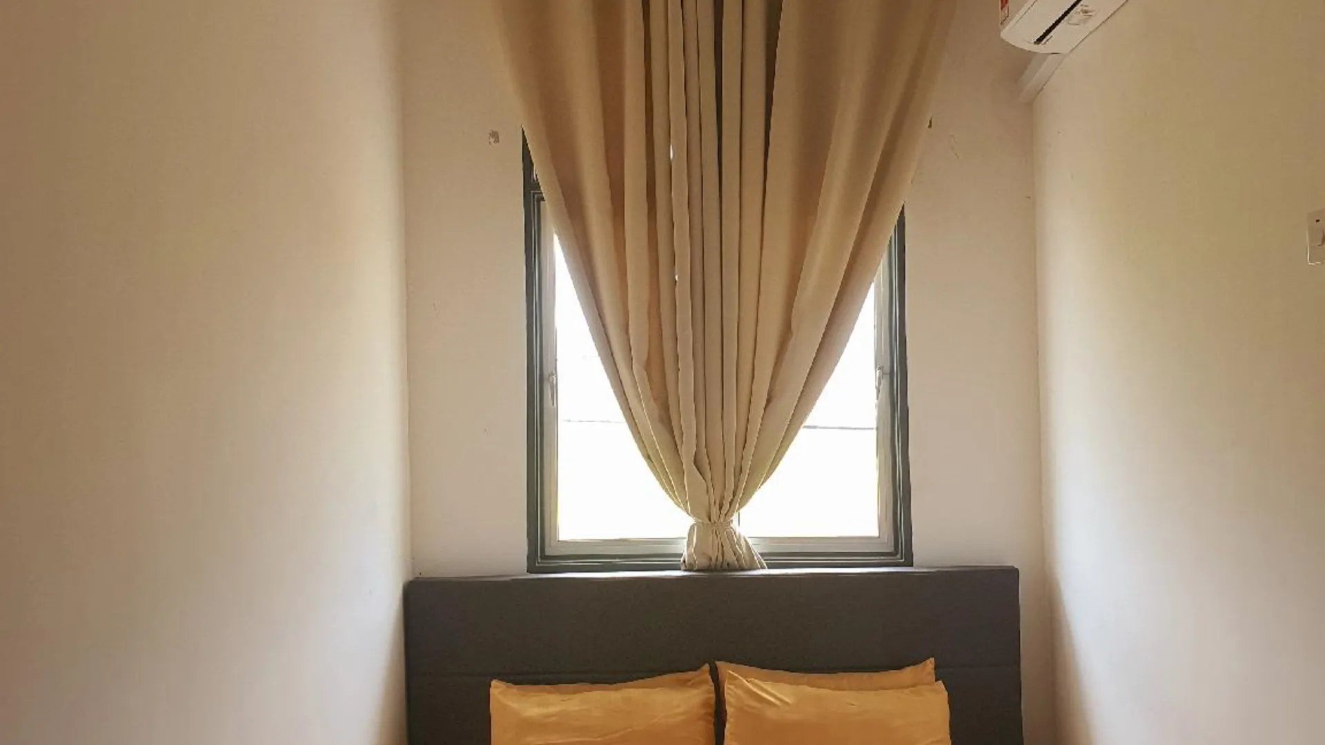 말라카 코타의 프라이빗 하우스 (759m², 침실 3개, 프라이빗 욕실 2개) 3성급 싱글룸 레스토랑