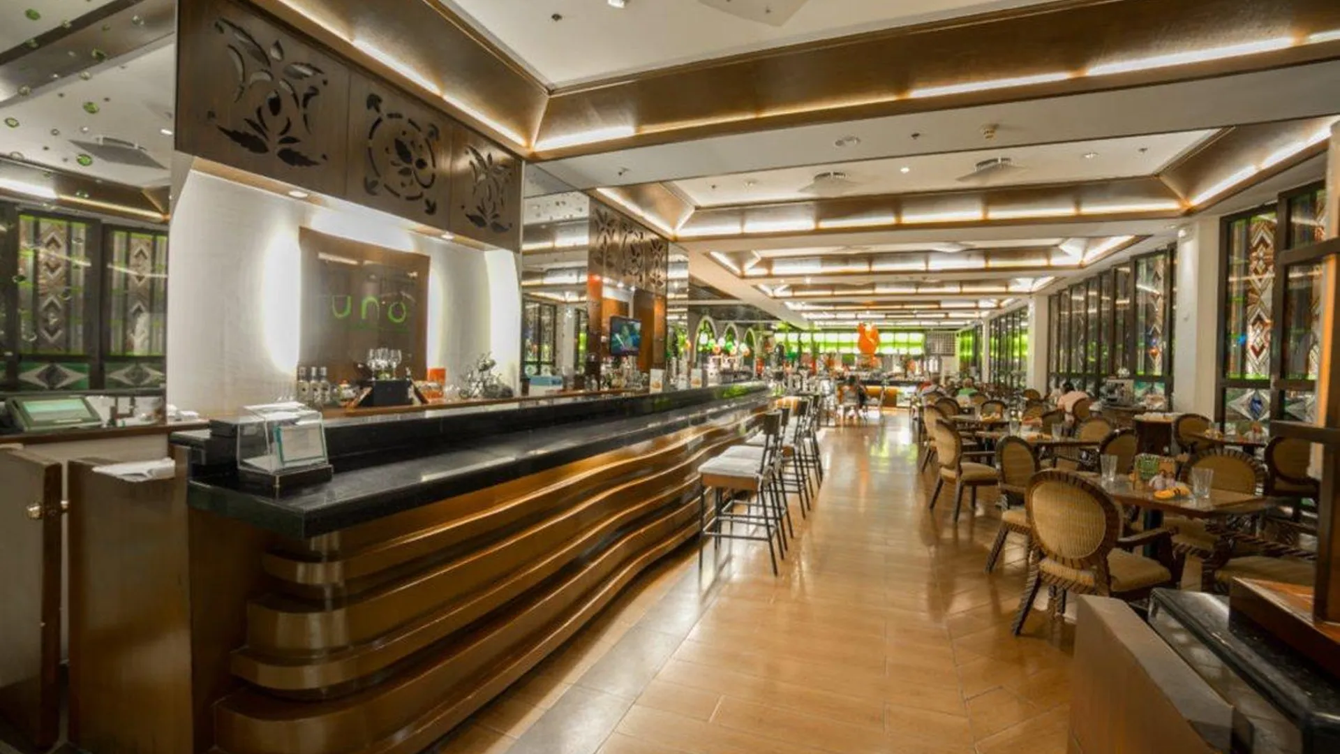 세부 워터프런트 에어포트 호텔 앤 카지노 막탄 4성급 호텔 객실