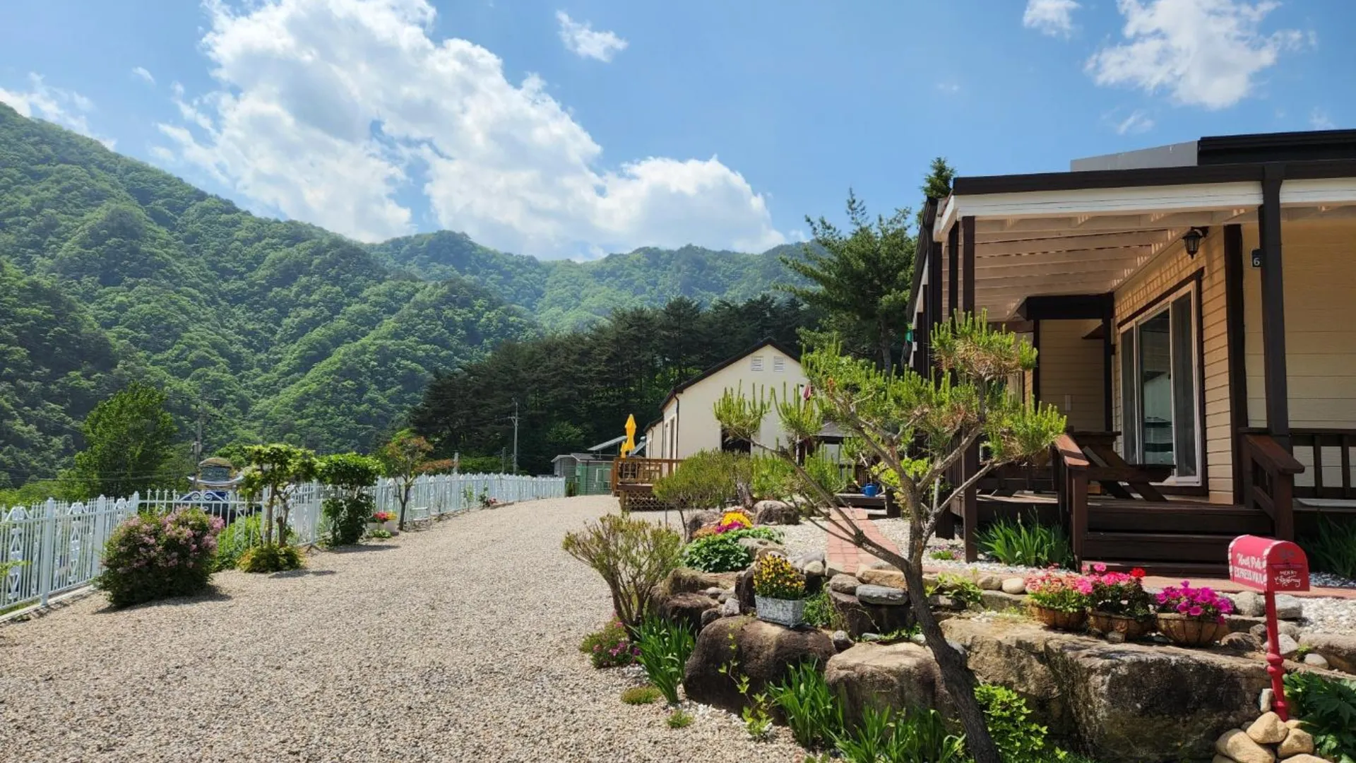 인제 인제 햇살정원펜션 2성급 게스트하우스 수영장