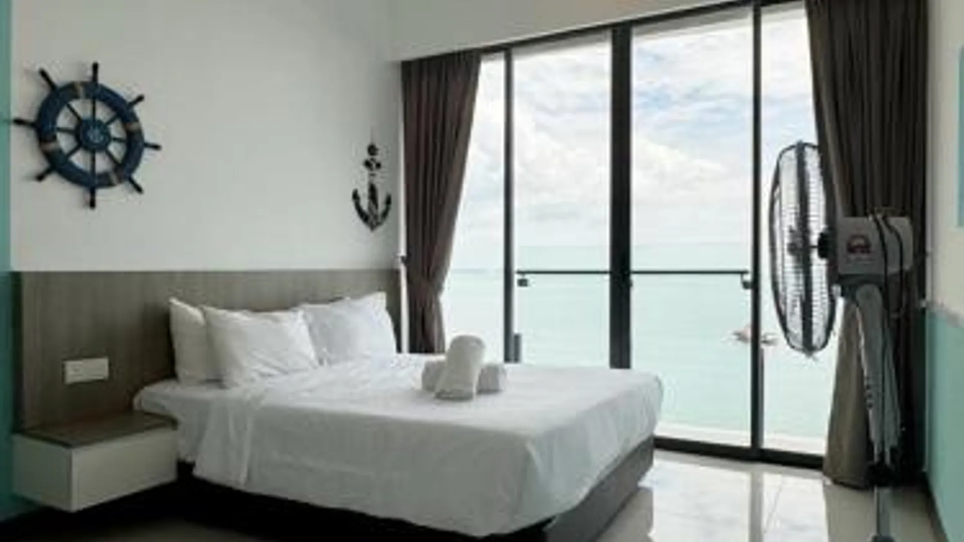 포트 딕슨 Full Seaview 3BR 3BD Duplex Apartment (Wudi Haijing Shuangceng Gongyu) 4성급 싱글룸 스위트룸