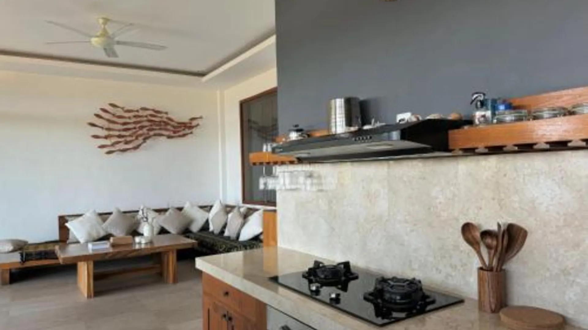 발리 짠디다사의 빌라 (250m², 침실 3개, 프라이빗 욕실 4개) 5성급 게스트하우스 전망