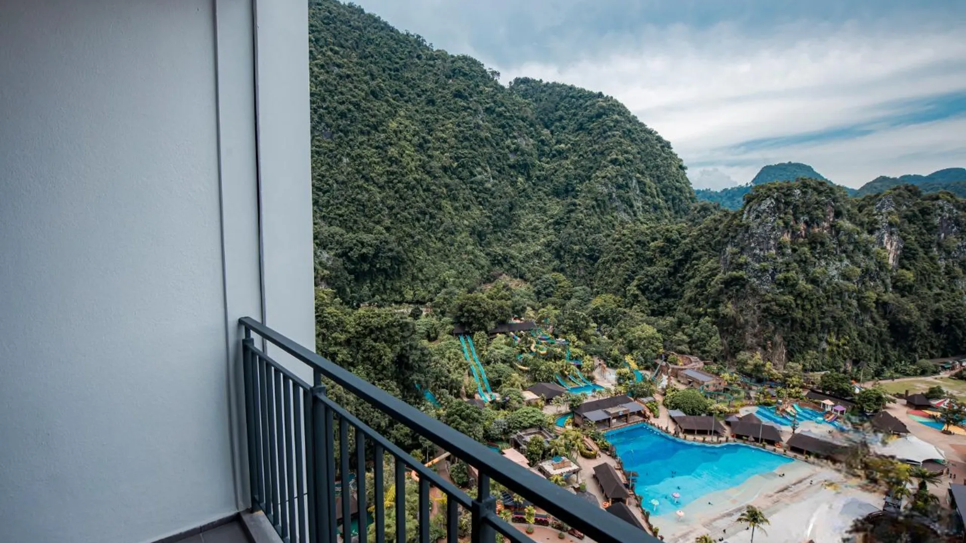 이포 탐분의 아파트먼트 (1000m², 침실 2개, 프라이빗 욕실 2개) 2성급 싱글룸 로비