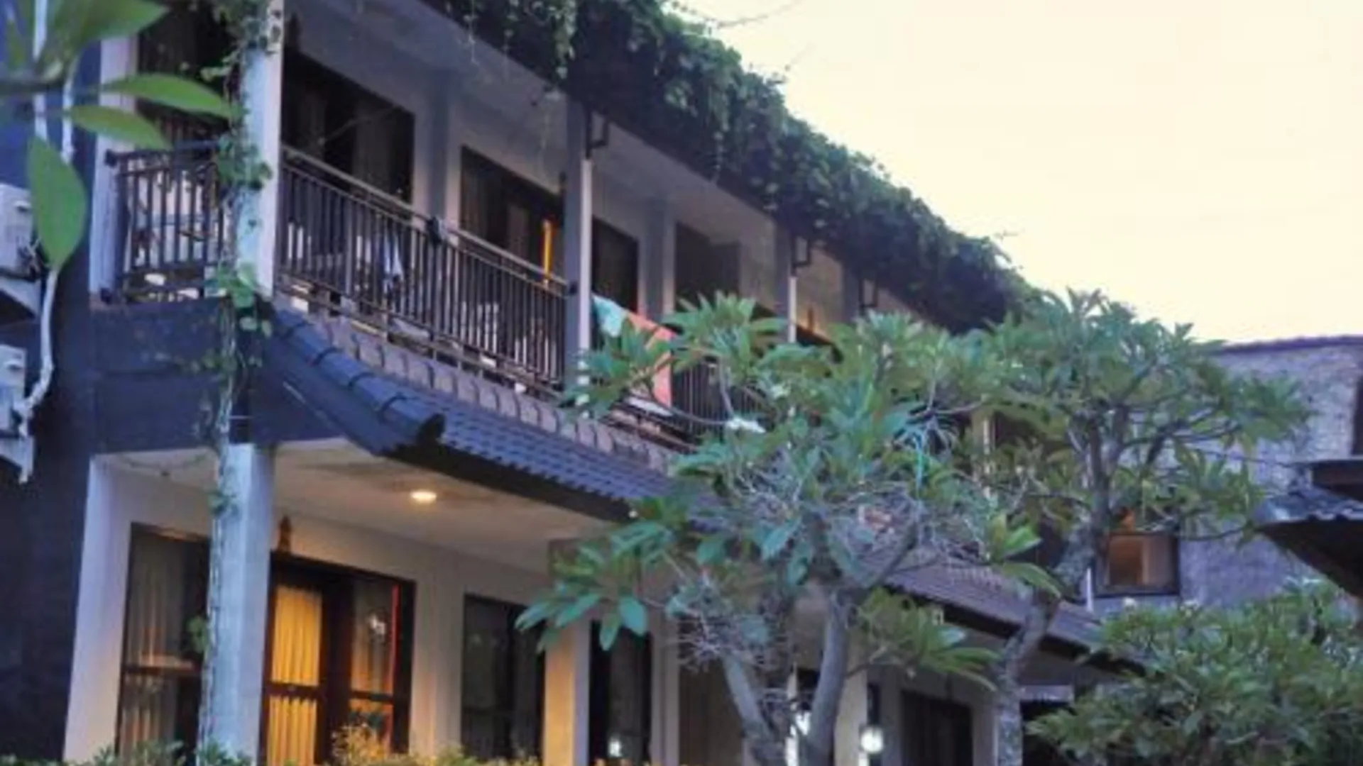 발리 쿠부디우마 빌라 5성급 게스트하우스 수영장