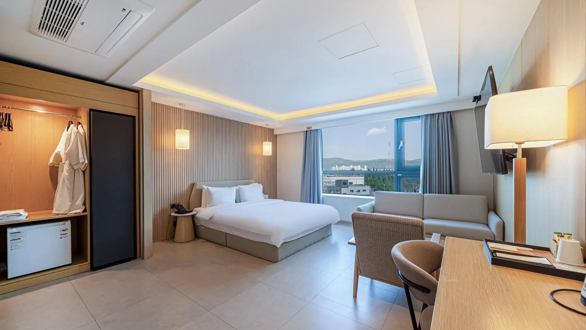 울산 에이치 에비뉴 울산 삼산점 호텔 스위트룸