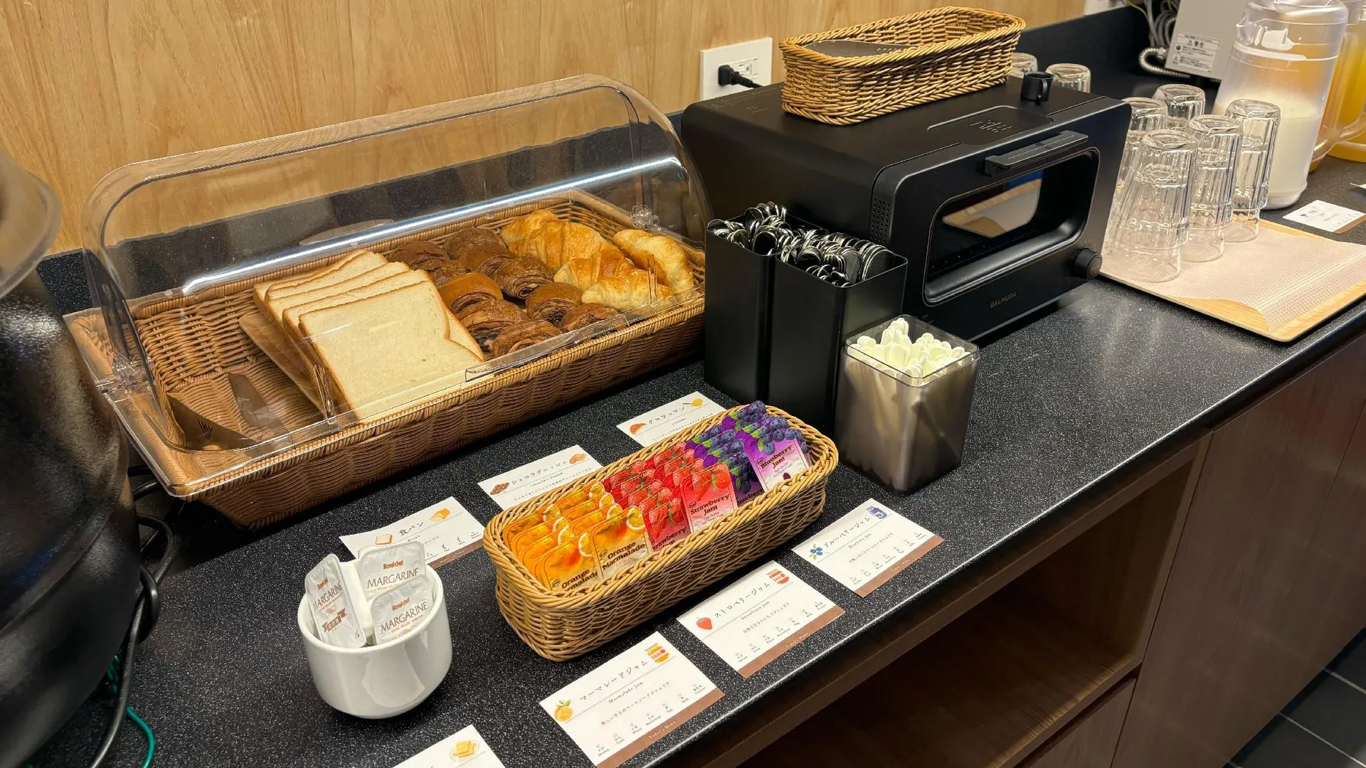 도쿄 / 동경 민 아사쿠사 쿠라마에 노스 4성급 호텔 전망