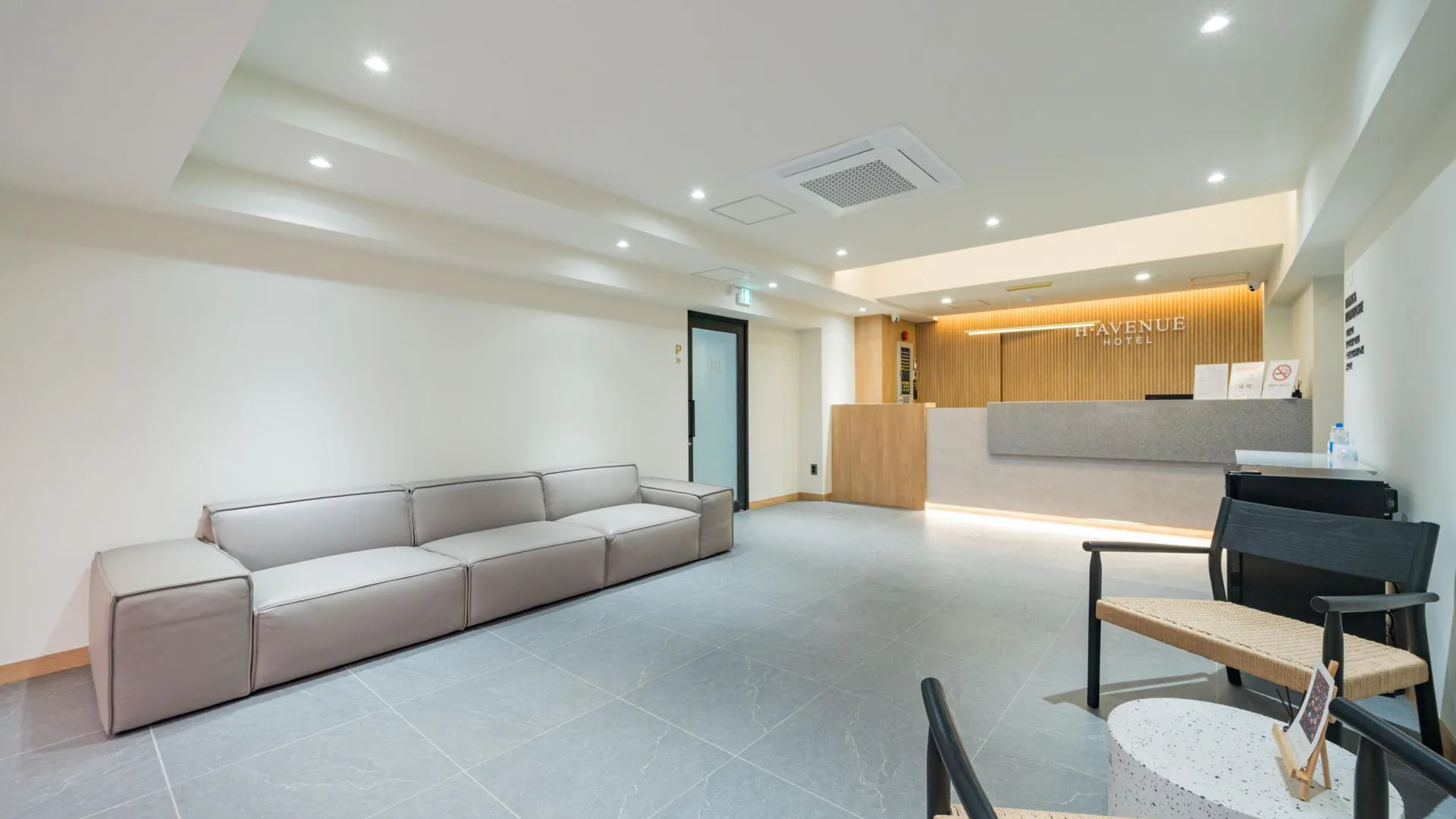 충주 충주 H Avenue 에이치에비뉴 시청점 1성급 호텔 로비