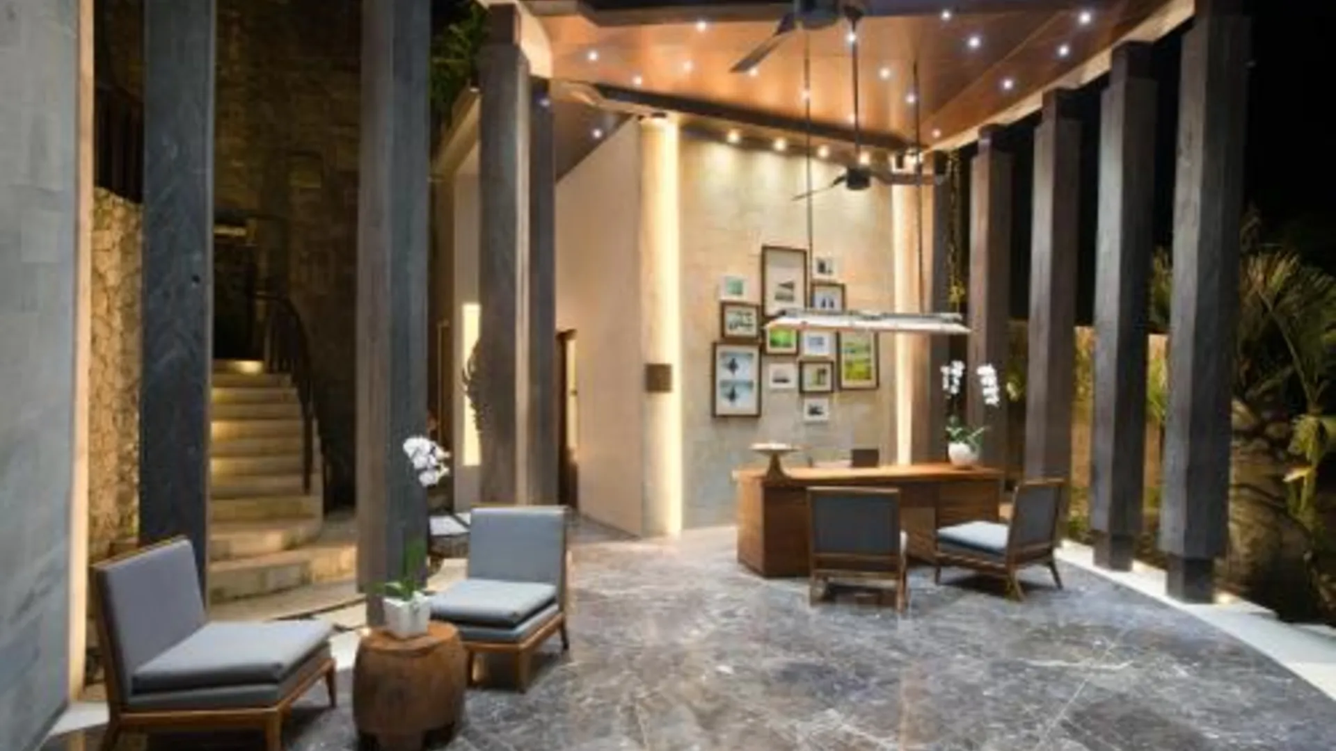 발리 더 타마린드 리조트 - 누사 렘봉안 5성급 호텔 로비