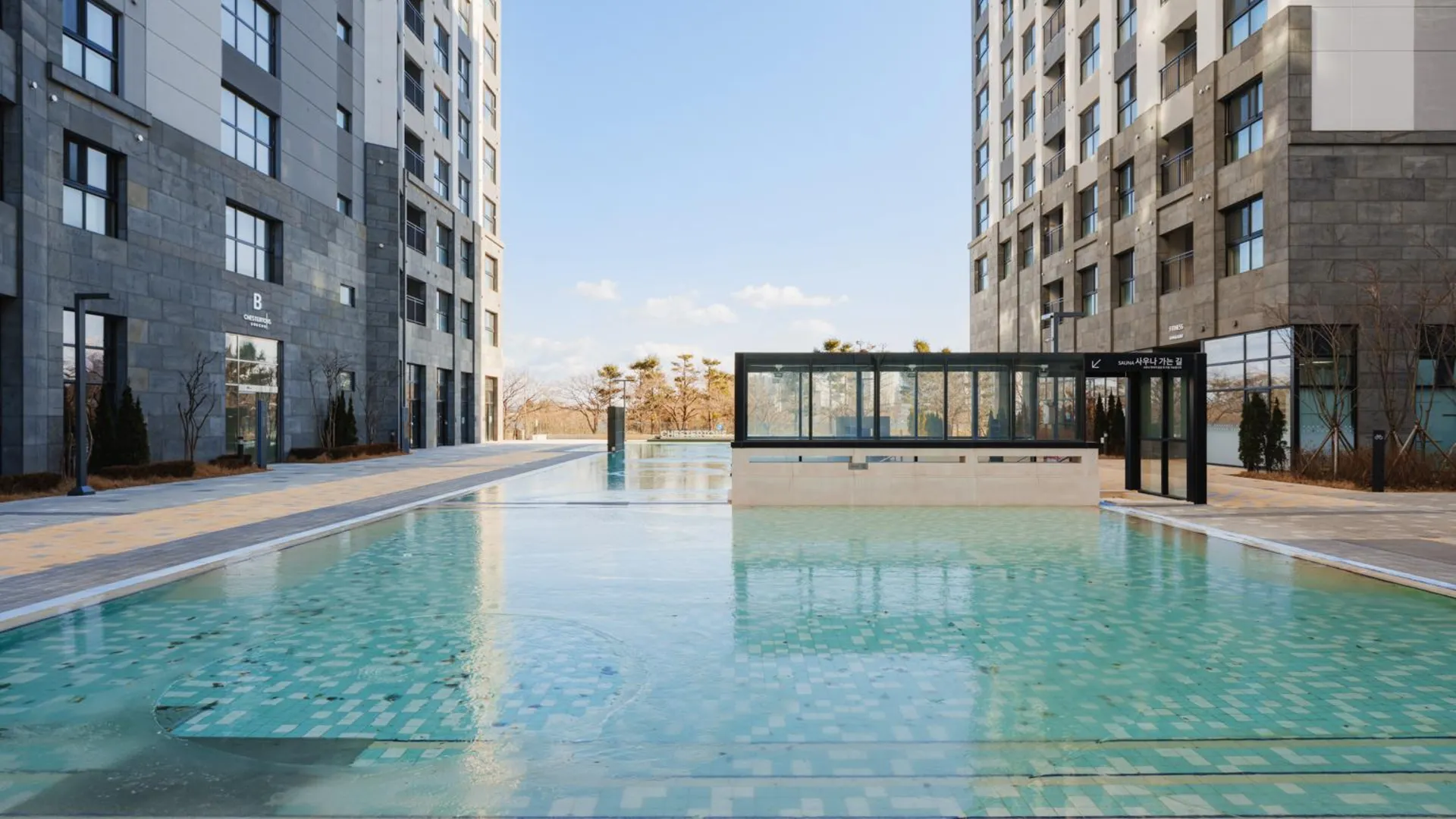 속초 르컬렉티브 속초 중앙 5성급 게스트하우스 수영장