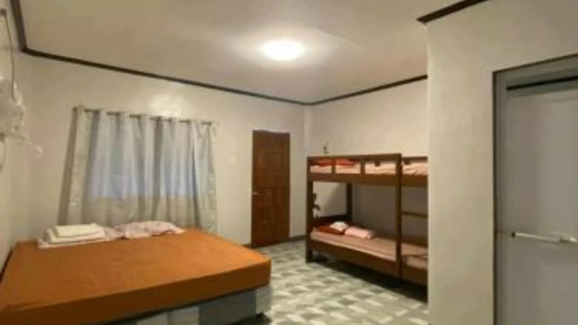 세부 4A's Lodging 호텔 스위트룸