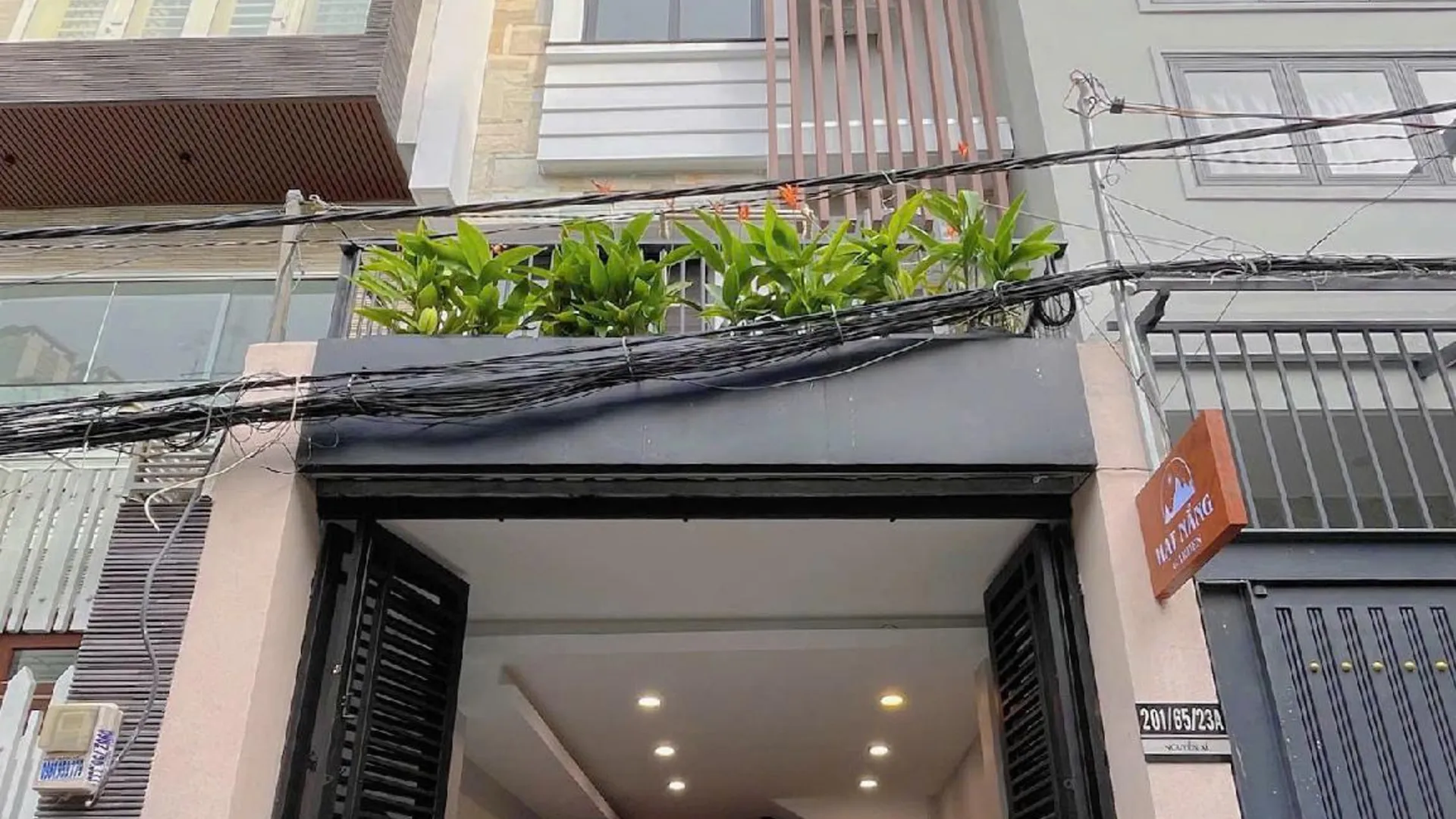 호치민 핫낭 가든 - 홈스테이 앤 레스토랑 1성급 호텔 수영장