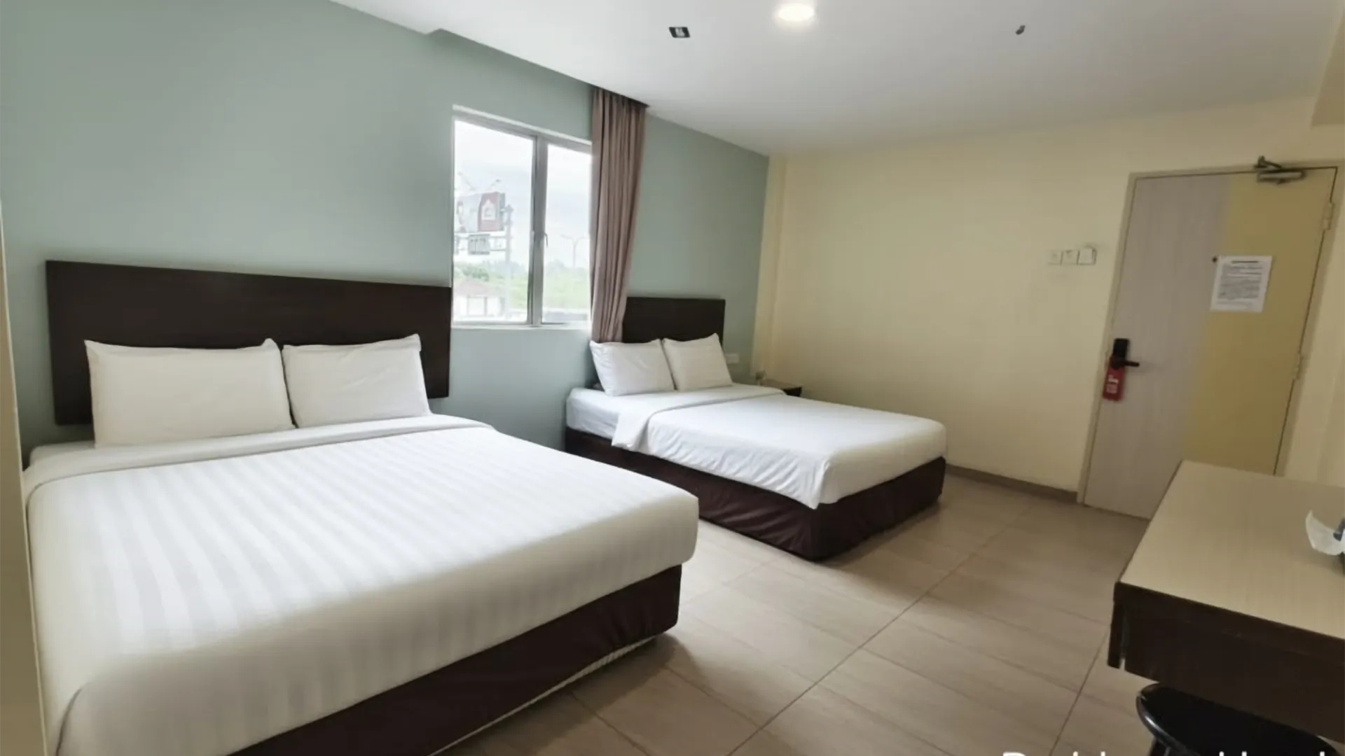 말라카 Peridonne Hotel 2성급 호텔 스위트룸