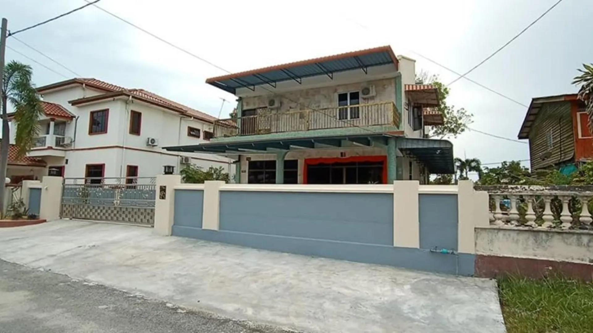 바간 세라이 바간 세라이의 방갈로 (4000m², 침실 10개, 프라이빗 욕실 6개) 2성급 게스트하우스 객실