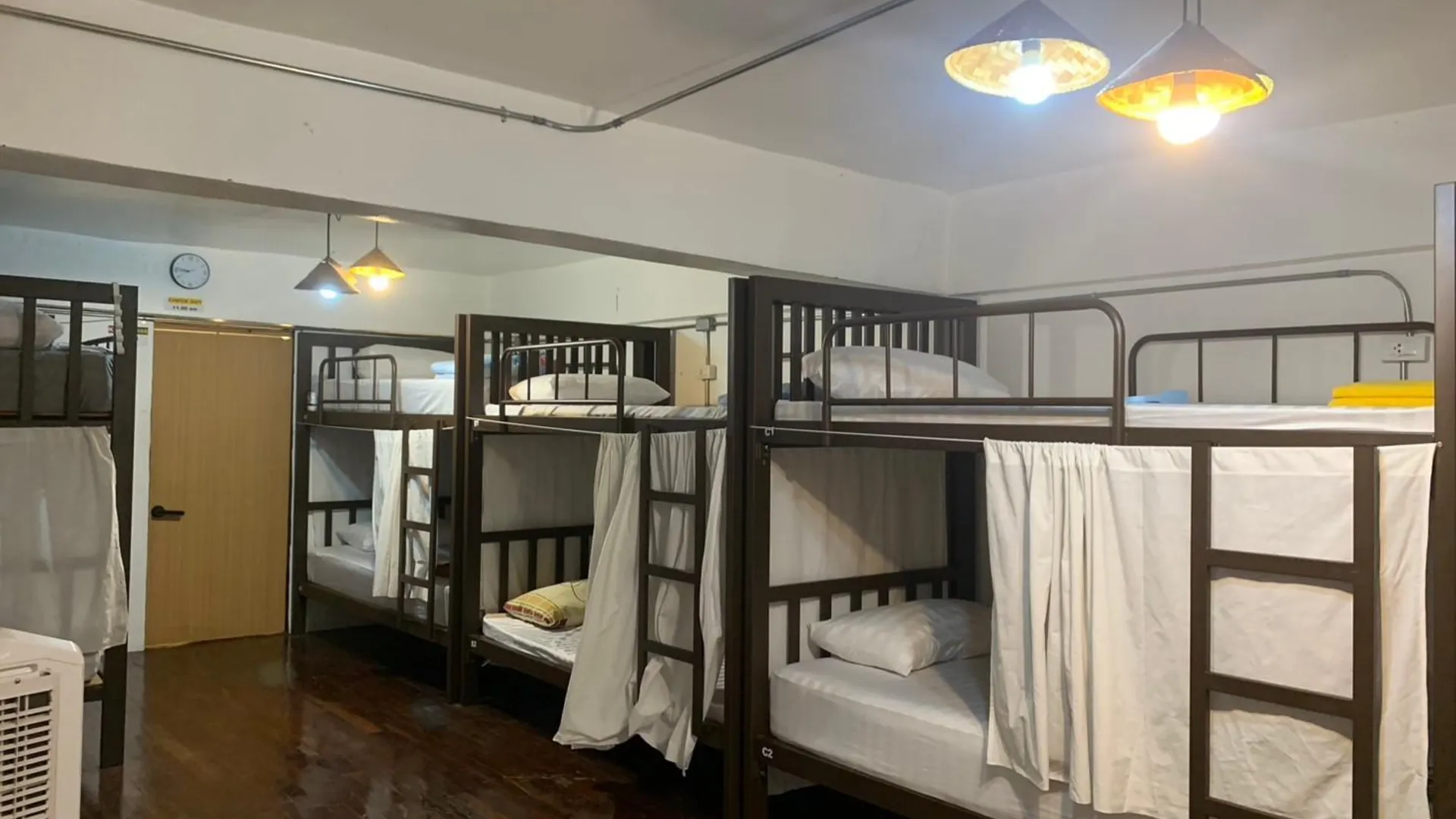 치앙라이 그래비티 호스텔 3성급 호텔 레스토랑