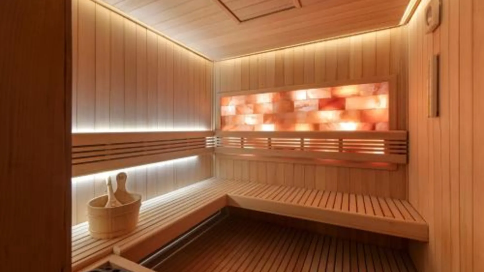 하노이 라 시에스타 프리미엄 레이크사이드 5성급 호텔 전망