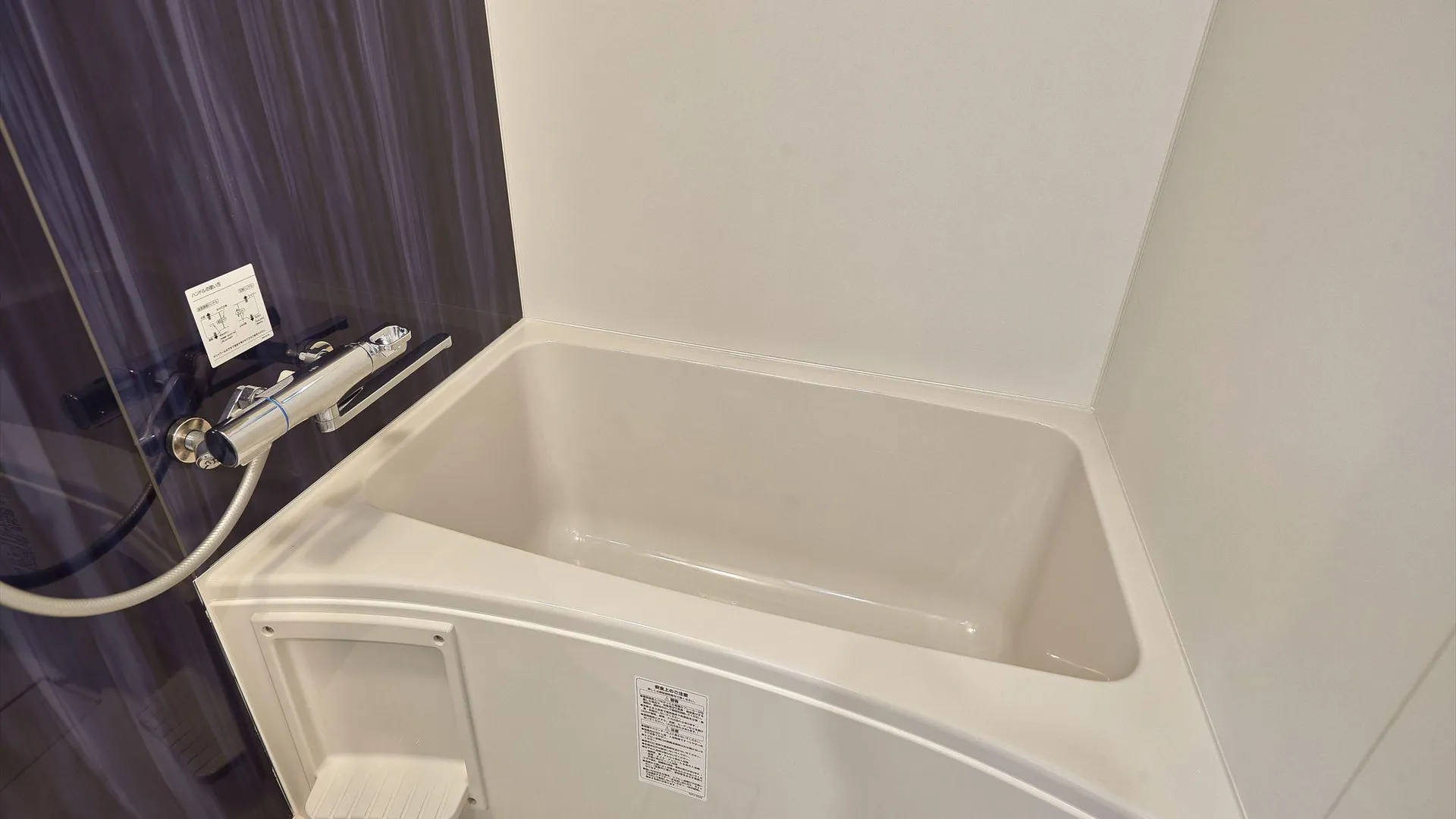 오키나와 본섬 아르세 류큐 하버 스테이 3성급 호텔 객실