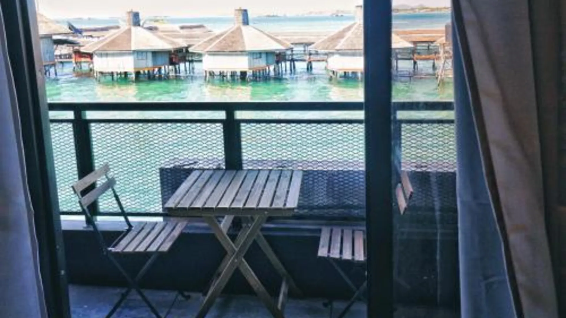 셈포르나 큐브 베드 스테이션 호스텔 호텔 객실