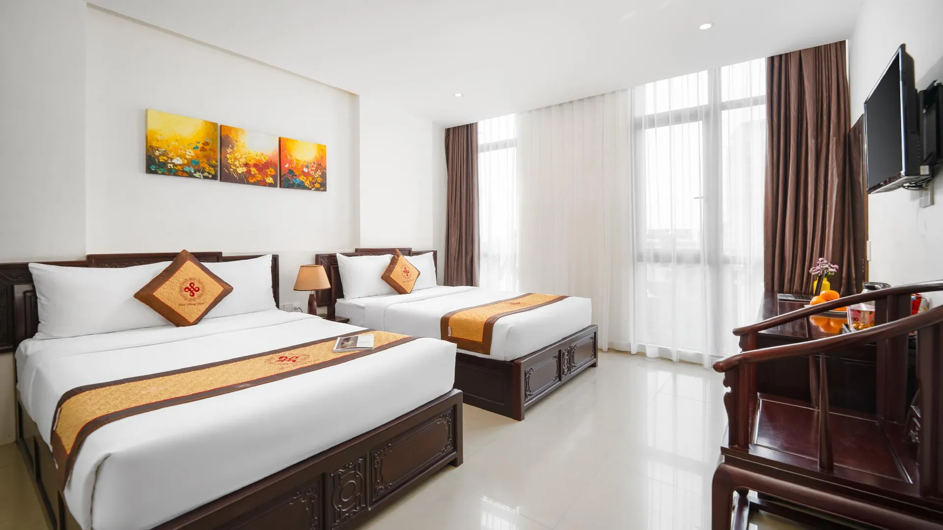 다낭 호아 퐁 호텔  2성급 호텔 스위트룸