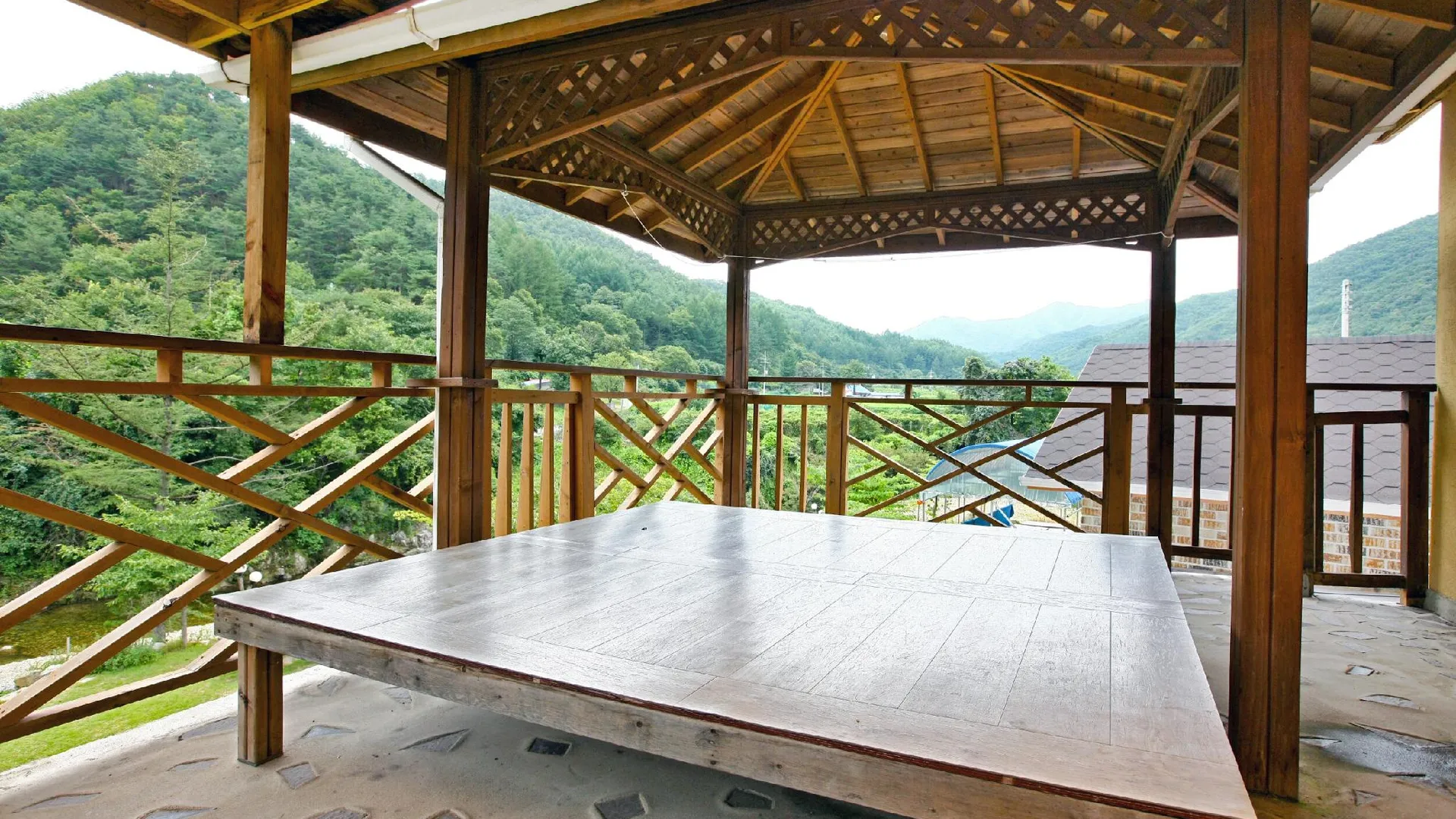 상주 상주 솔숲펜션 1성급 게스트하우스 로비