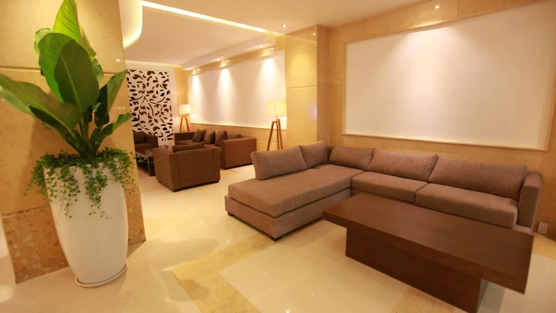 호치민 민 탐 호텔 앤 스파 3/2 3성급 호텔 외관