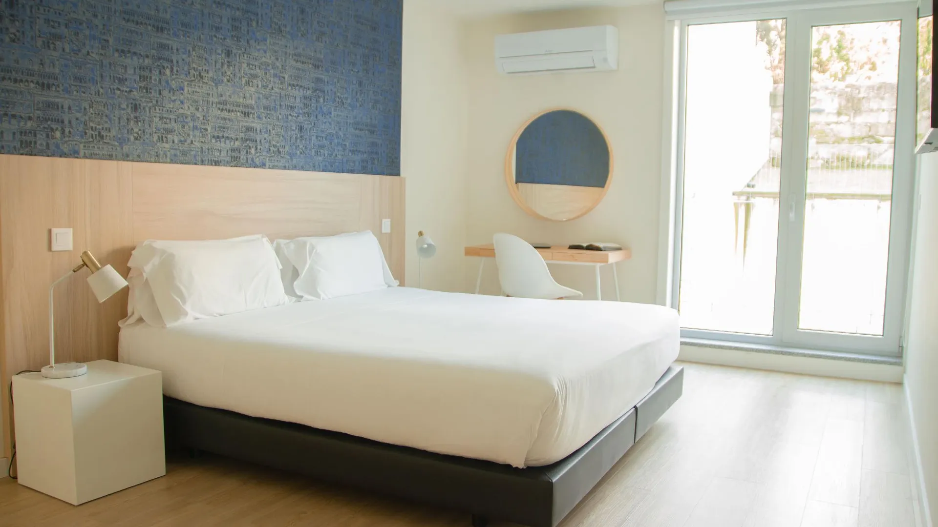 포르투 룸 셀렉트 포르투 스위트 3성급 호텔 객실