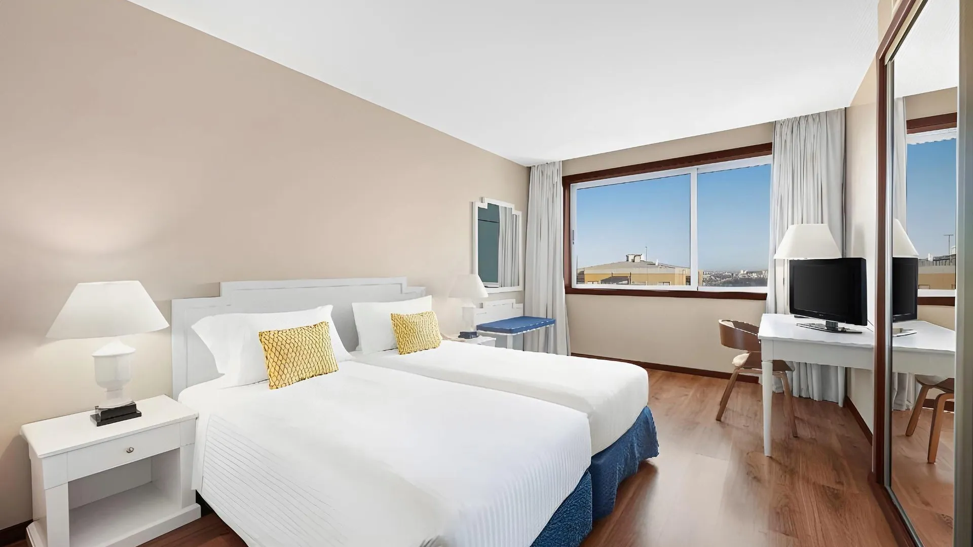 빌라 노바 드 가이아 가이아 레지던스 4성급 호텔 스위트룸