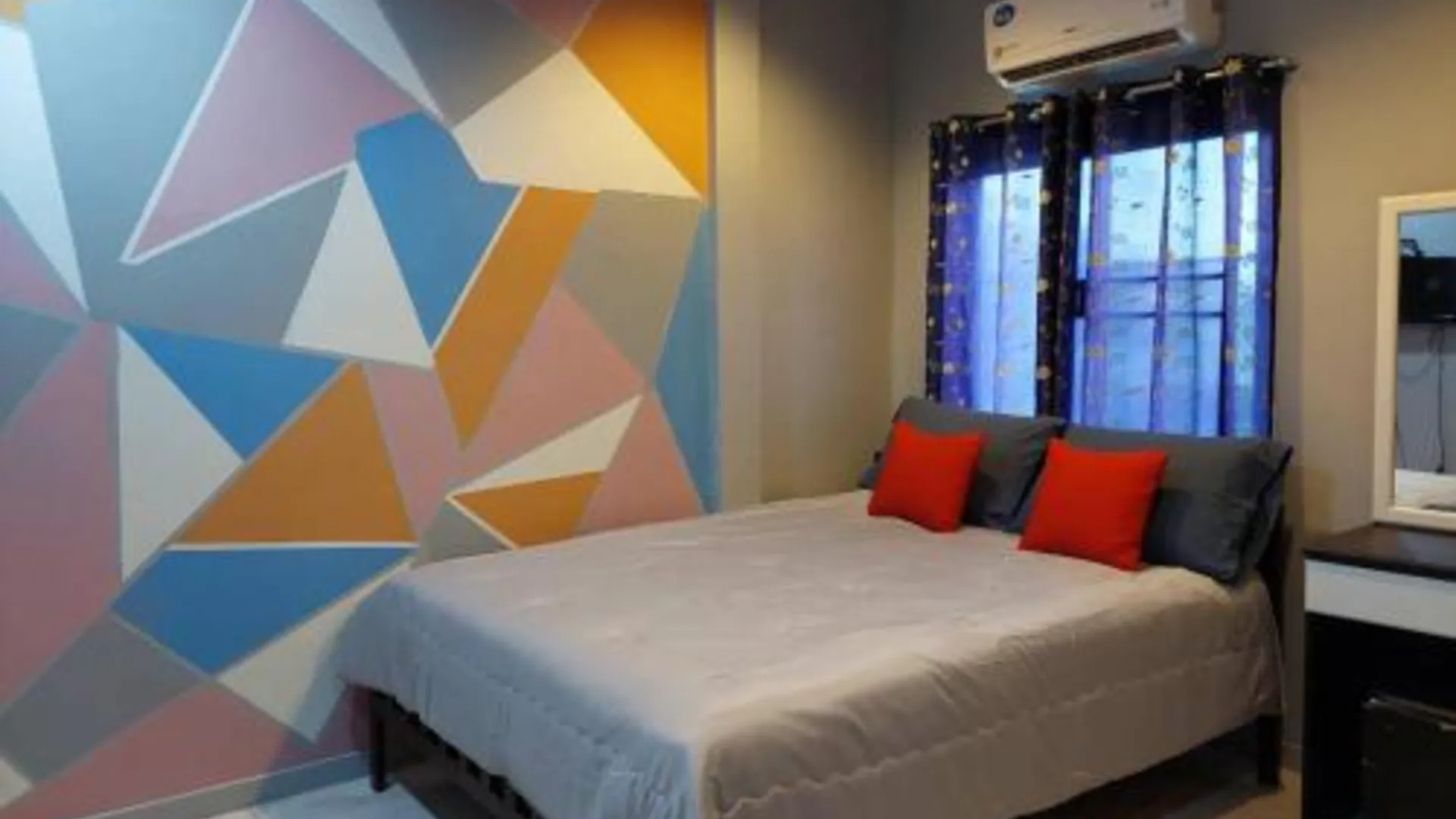 방콕 BEN HOUSE 2성급 싱글룸 스위트룸