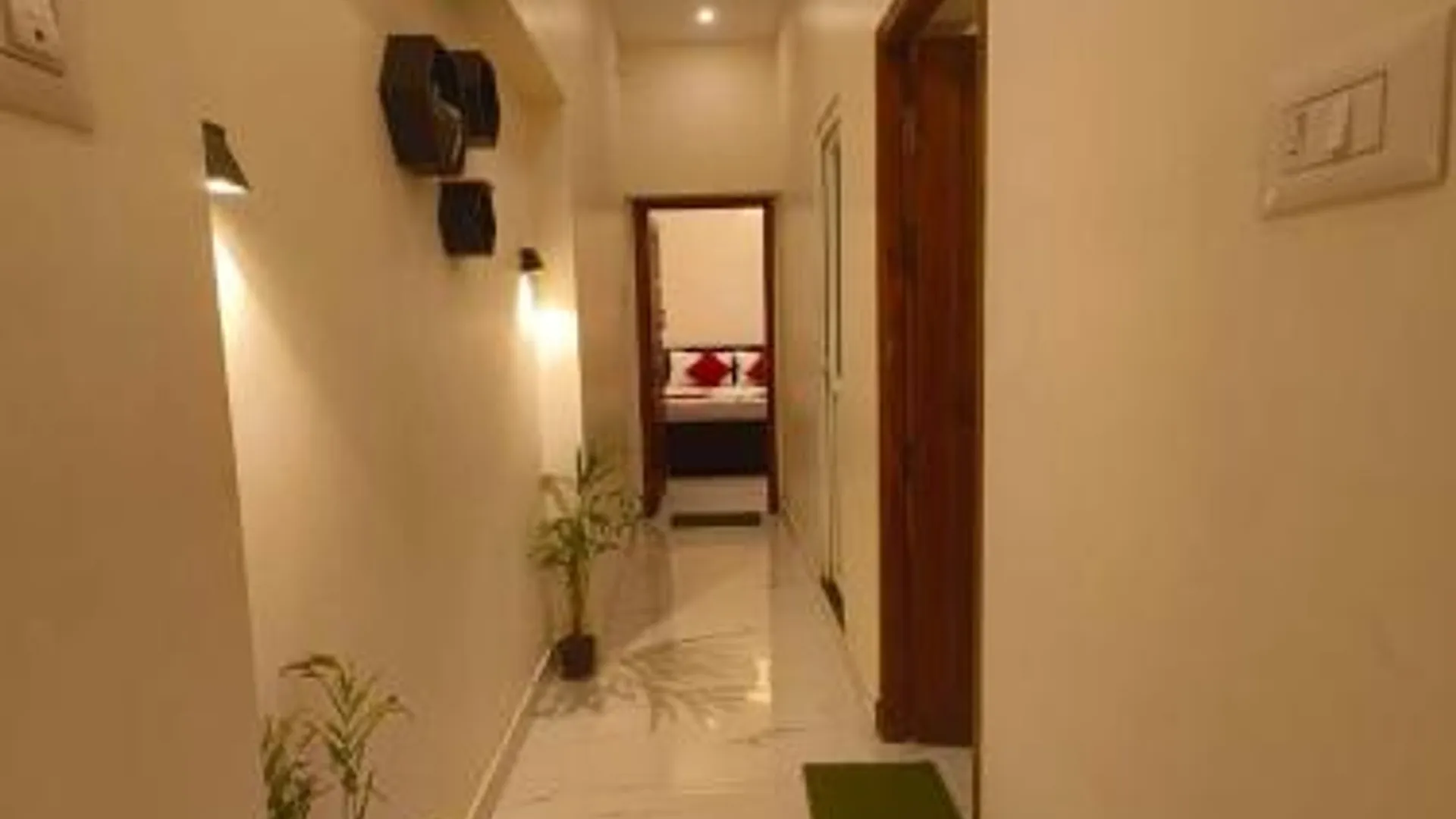 람메스와람 Rudra Elite 3성급 게스트하우스 로비