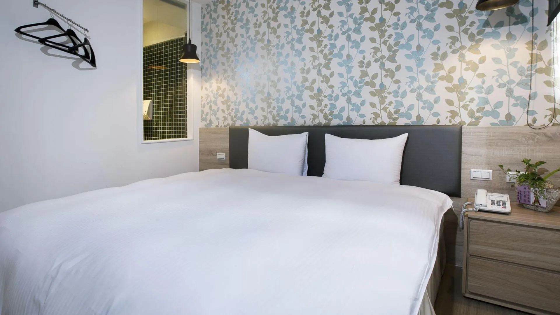 타이베이 퀸 호텔 II 3성급 호텔 수영장