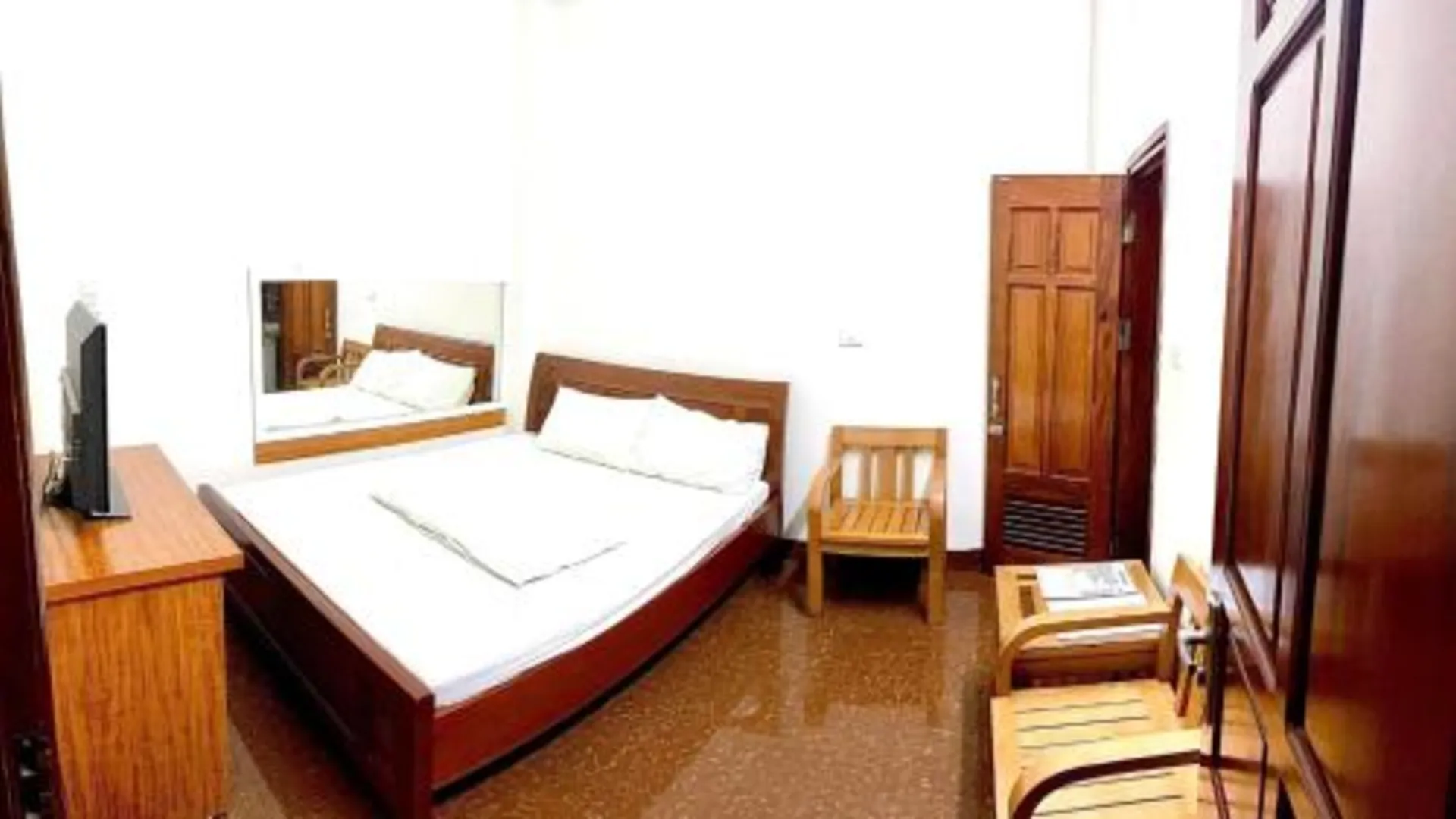 하노이 남 칸 모텔 2성급 호텔 레스토랑