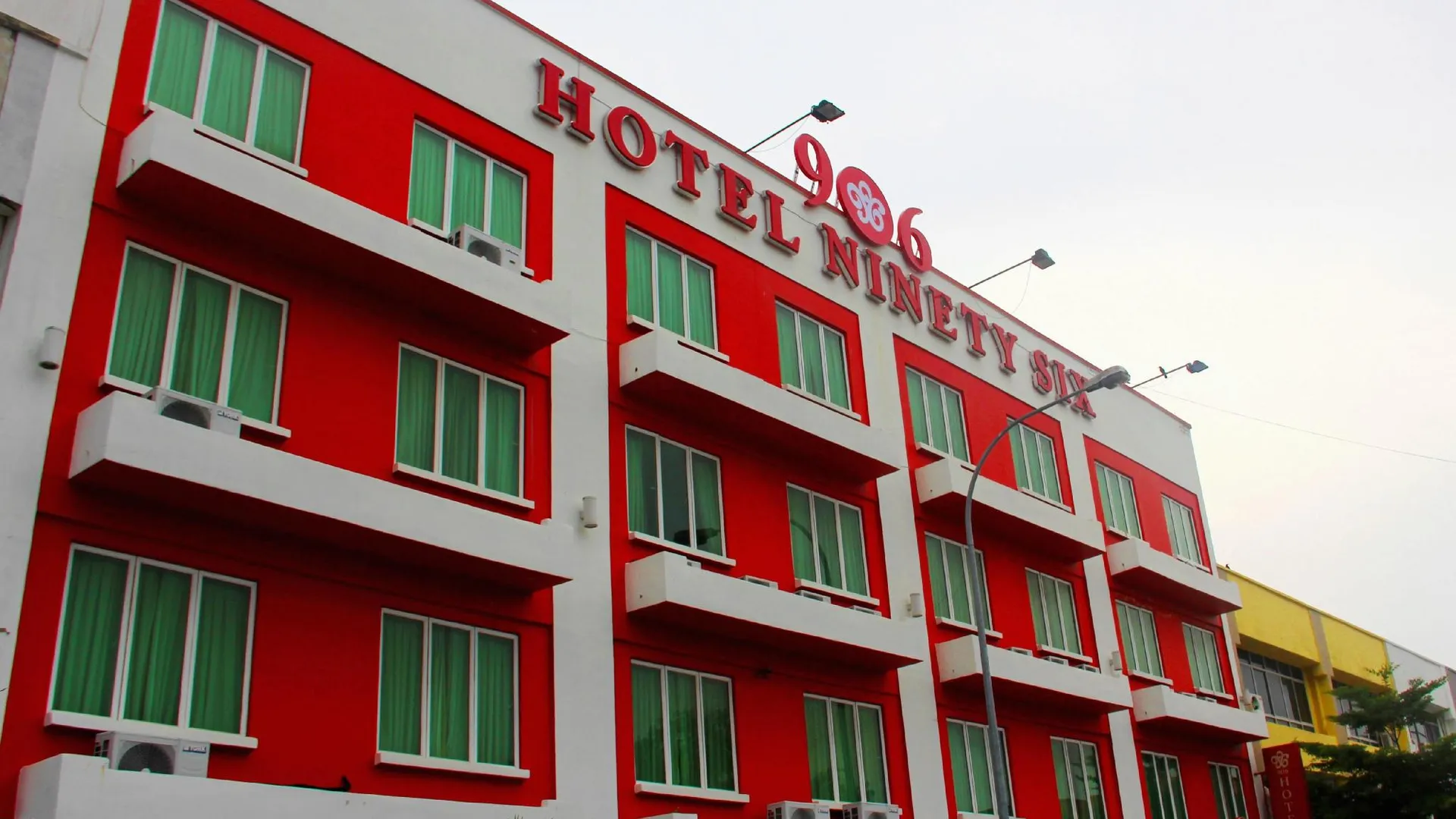 말라카 906 호텔 멜라카 라야 2성급 호텔 외관