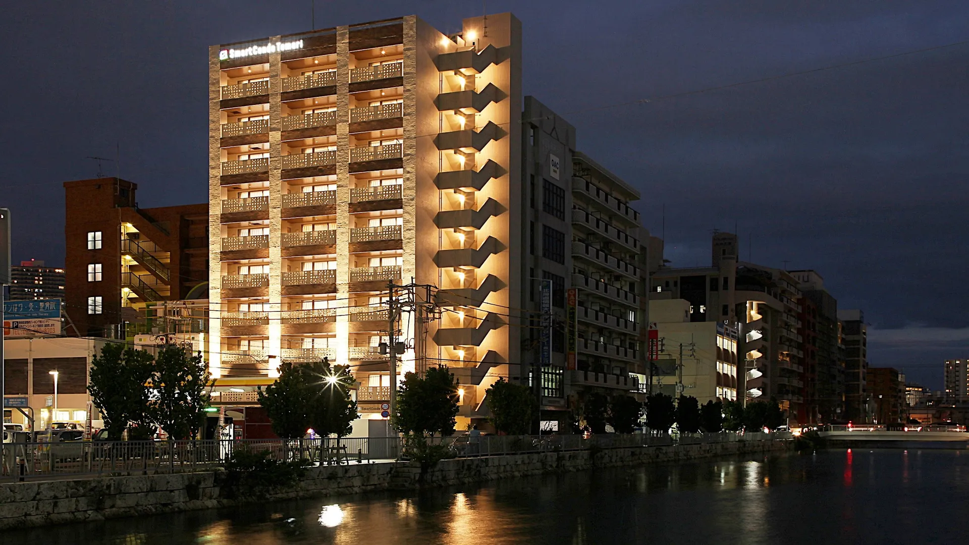 오키나와 본섬 스마트 콘도 도마리 3성급 호텔 객실