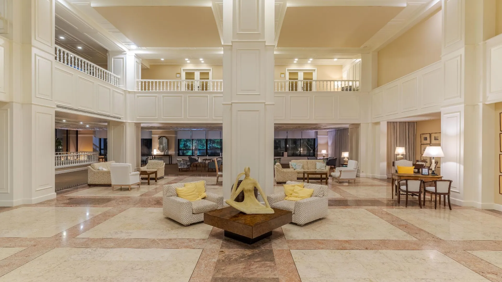 빌라 플렝카 드 켐포 페스타나 바이아 프라이아 4성급 호텔 로비