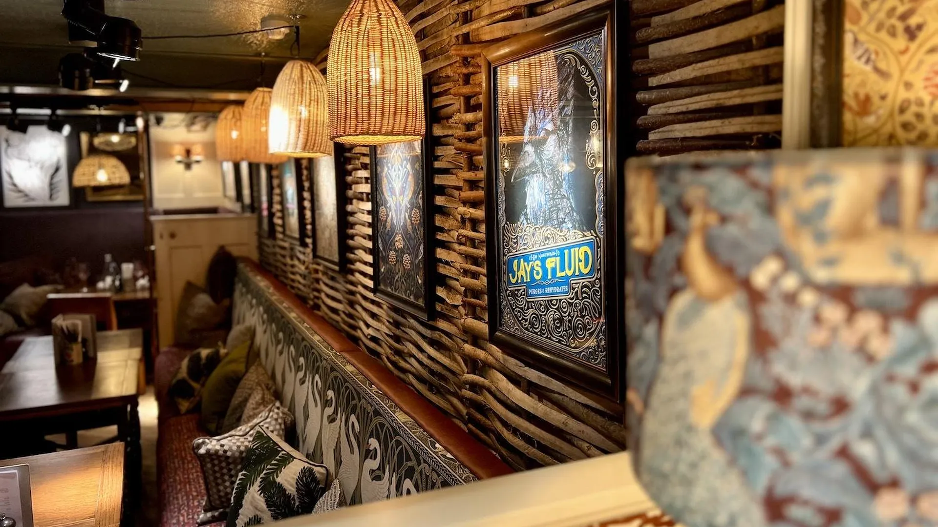 치딩폴드 The Swan Inn 4성급 호텔 수영장