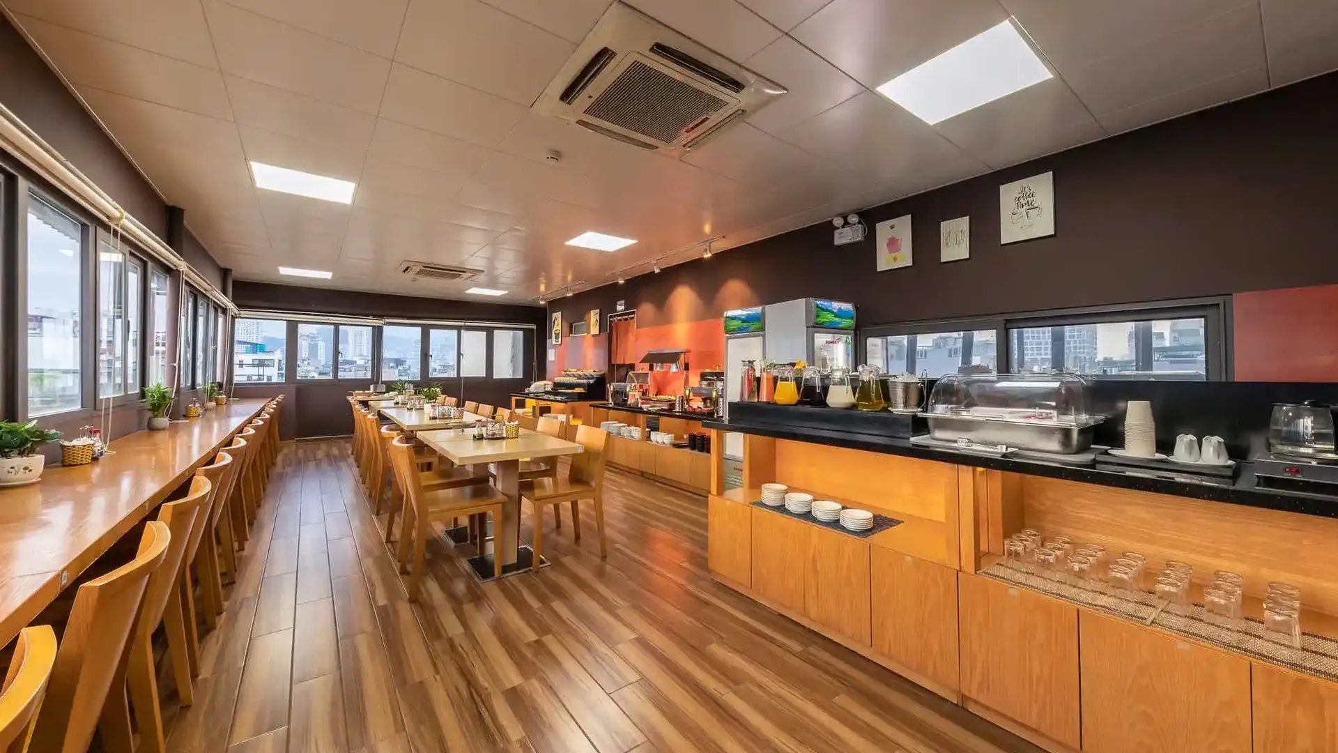 하노이 아주마야 린 랑 2성급 호텔 외관