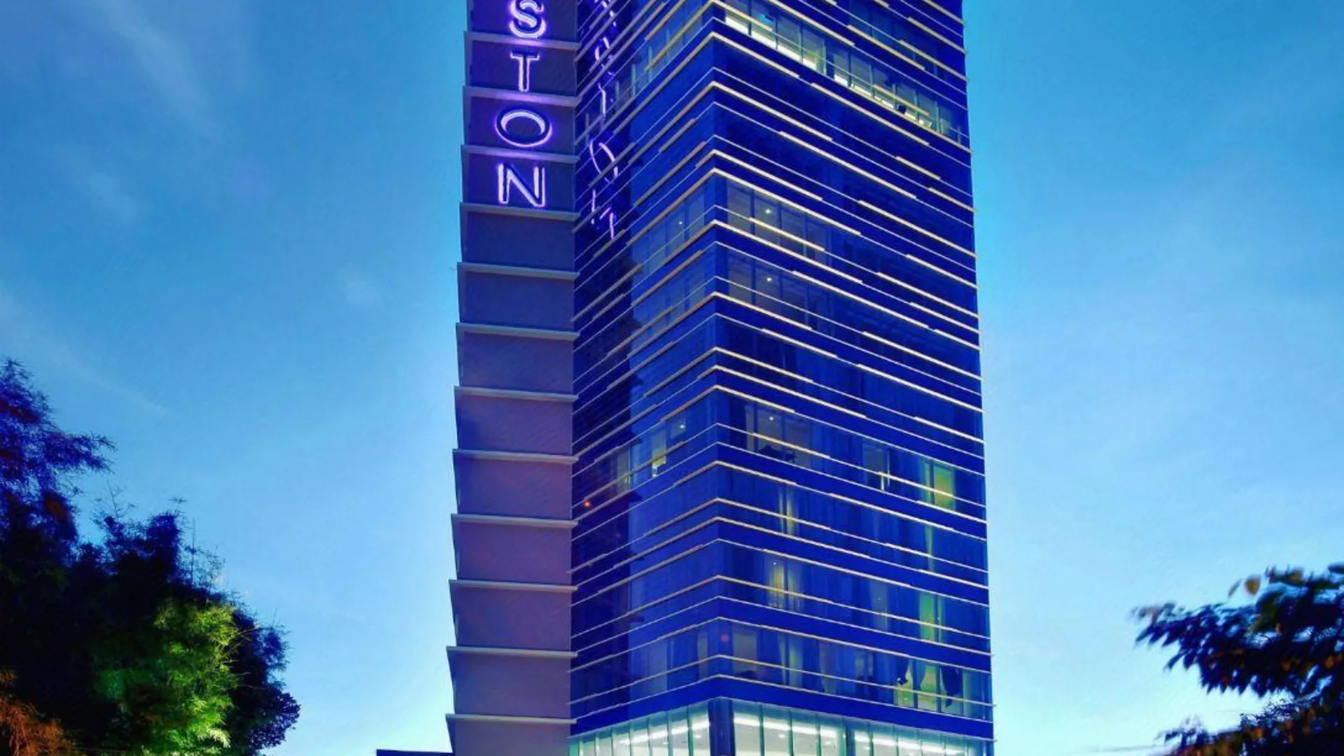 마카사르 애스톤 마카사르 호텔 앤 컨벤션 센터 4성급 호텔 스위트룸