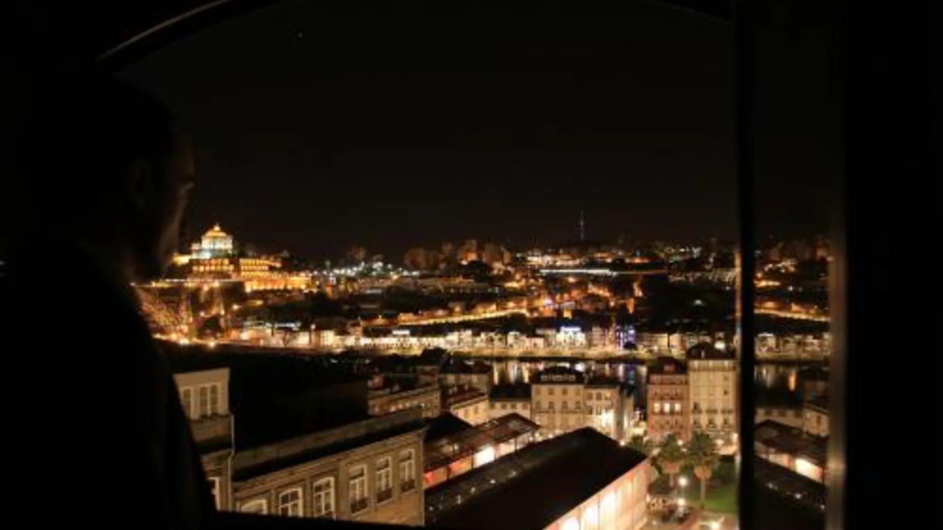 포르투 호텔 다 볼사 3성급 호텔 수영장