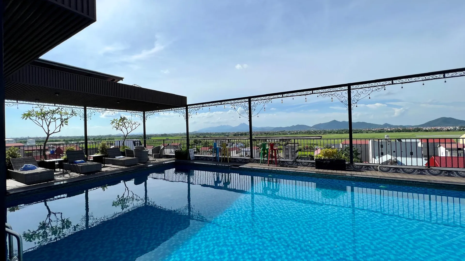 하노이 파라곤 노이 바이 호텔 앤 풀 3성급 호텔 로비