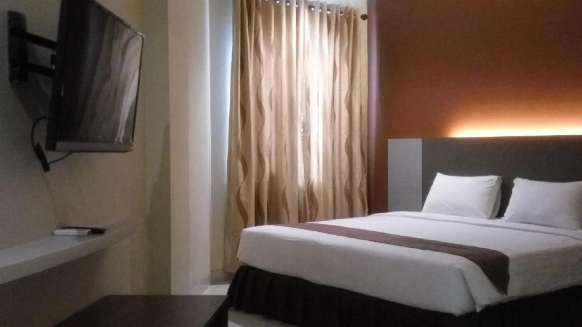 마카사르 Max Hotel 3성급 호텔 스위트룸