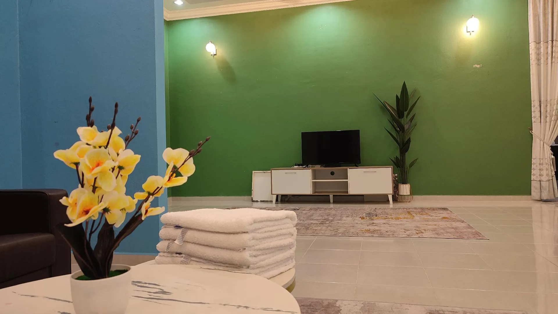 란타우 판장 캄풍 바캇 훌루의 방갈로 (550m², 침실 3개, 프라이빗 욕실 2개) 4성급 게스트하우스 부대시설