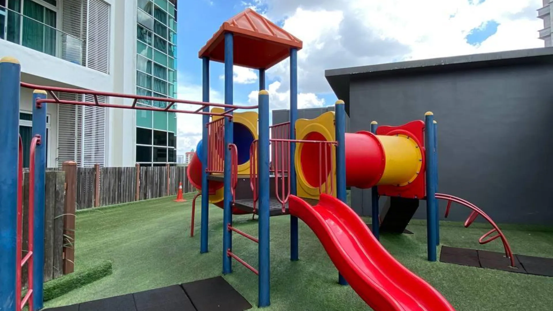 조호바루 / 조호르바루 조호바루의 프라이빗 하우스 (100m², 침실 1개, 프라이빗 욕실 1개) 3성급 싱글룸 외관