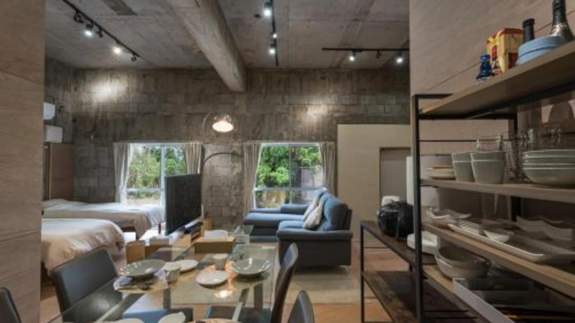 오키나와 본섬 ダイバーズヴィラYoNNER 3성급 호텔 로비