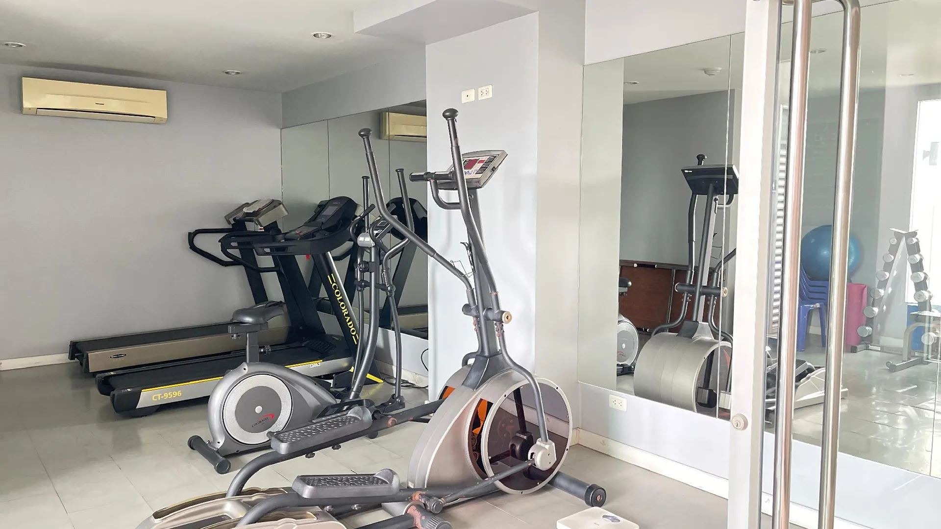 방콕 스튜디오 앳 창왓타나 3성급 게스트하우스 레스토랑