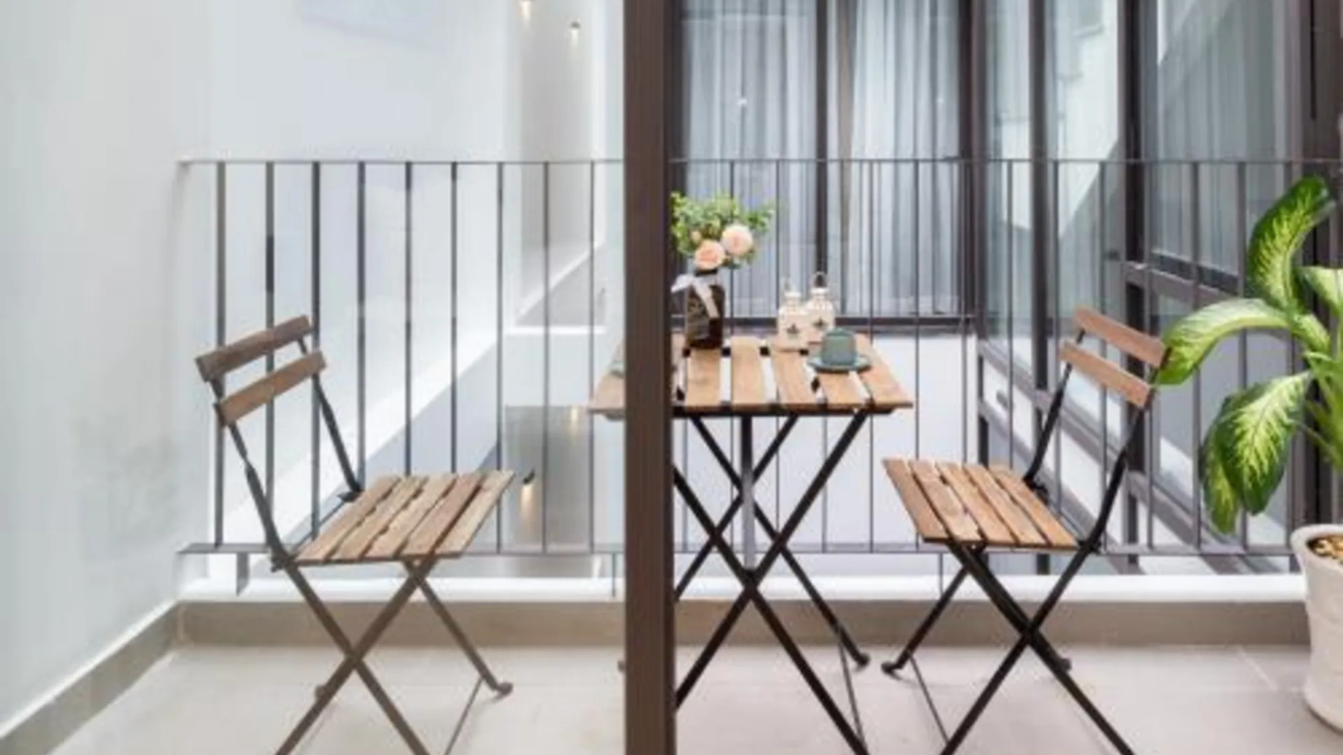 호치민 코즈룸 홈 프리미어 레지던스 4성급 게스트하우스 레스토랑