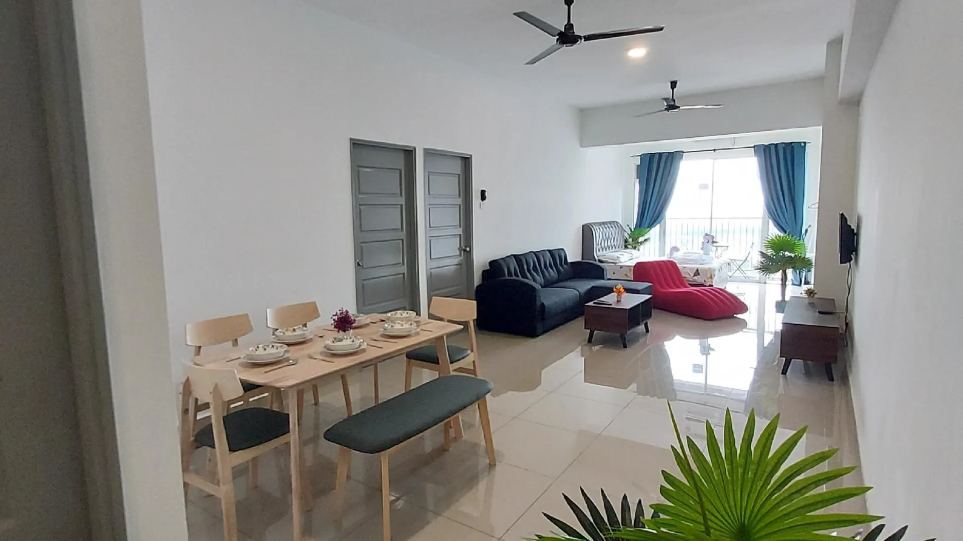 세리 만중 세리 만중의 아파트먼트 (1580m², 침실 3개, 프라이빗 욕실 2개) 3성급 싱글룸 레스토랑