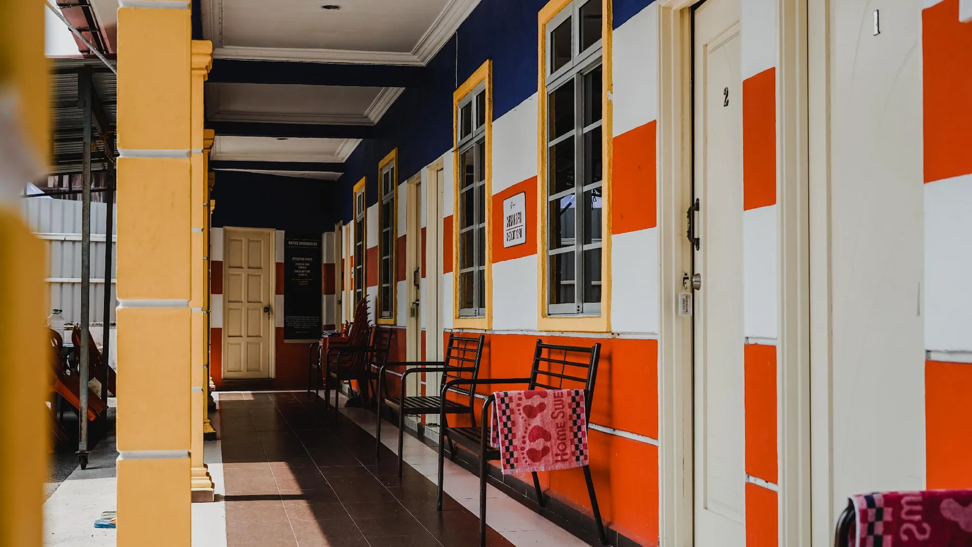 말라카 말라카 시내의 프라이빗 하우스 (9147m², 침실 6개, 프라이빗 욕실 7개) 3성급 게스트하우스 객실