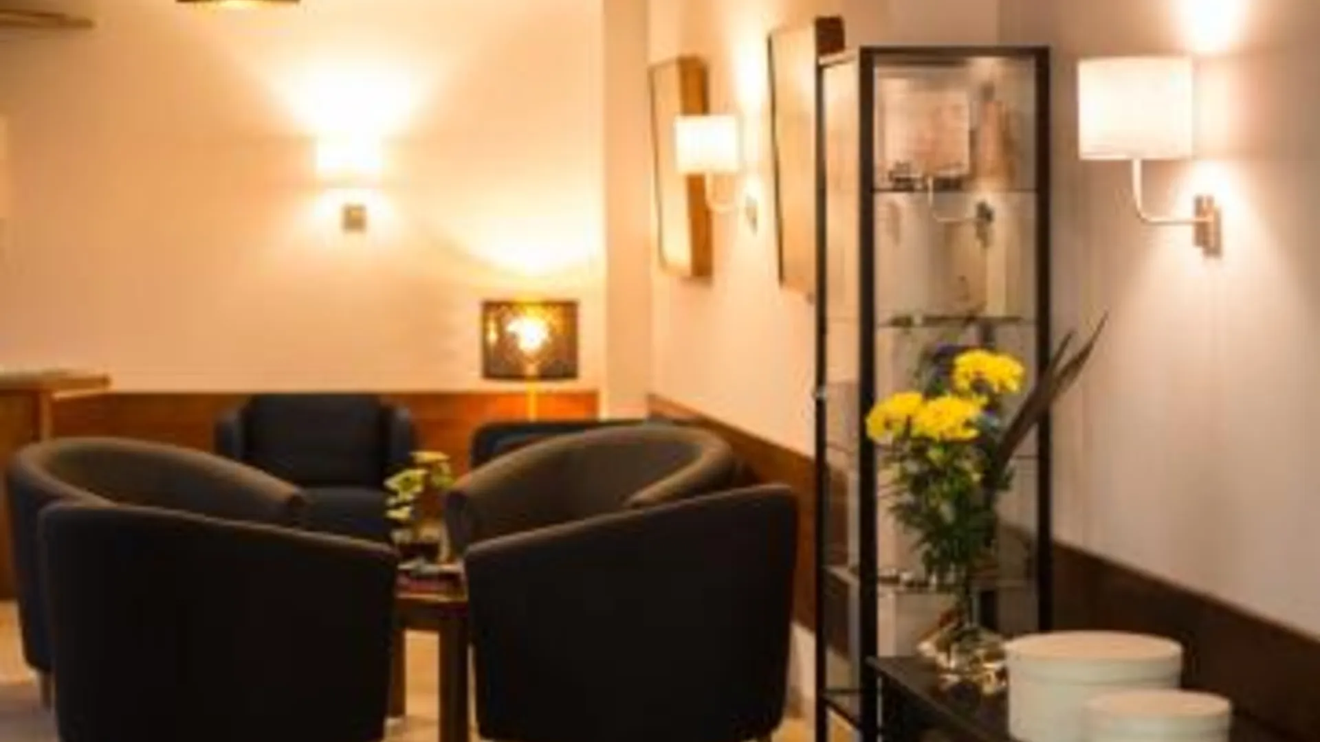 폰타 델가다 호텔 알시데스 2성급 호텔 외관