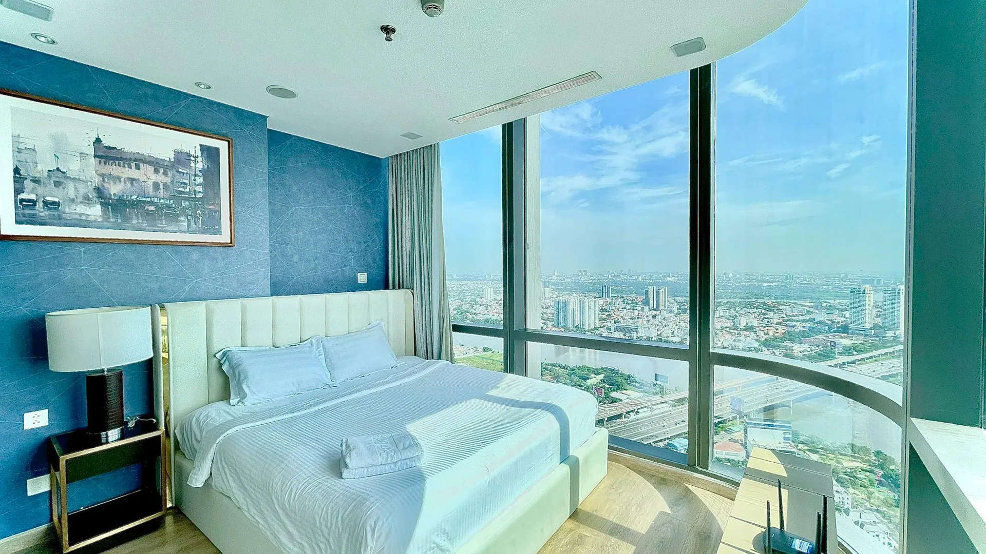 호치민 소미 럭스테이 랜드마크 81 5성급 호텔 외관